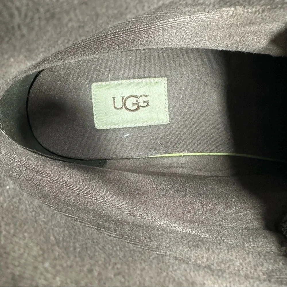 UGG Men's Emmett Cold Weather Duck Boots in Stout. Sz: 8